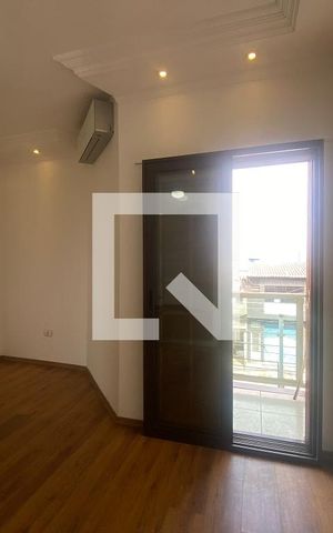 Casa à venda com 180m², 3 quartos e 4 vagasSuíte