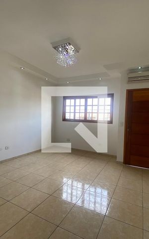 Casa à venda com 180m², 3 quartos e 4 vagasSala