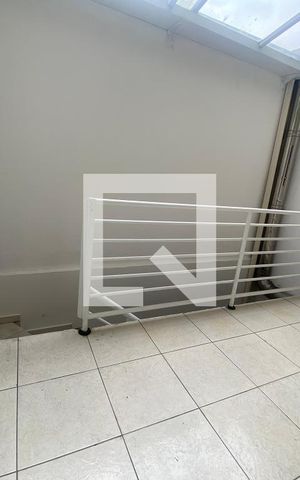 Casa à venda com 180m², 3 quartos e 4 vagasÁrea de Serviço