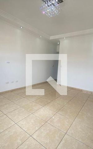 Casa à venda com 180m², 3 quartos e 4 vagasSala