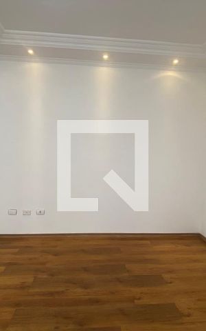 Casa à venda com 180m², 3 quartos e 4 vagasSuíte