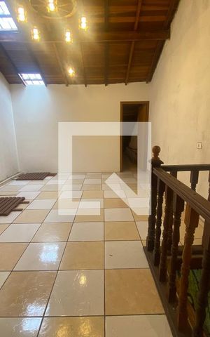 Casa à venda com 180m², 3 quartos e 4 vagasSótão