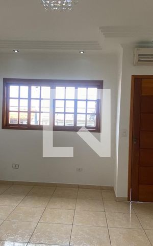Casa à venda com 180m², 3 quartos e 4 vagasSala