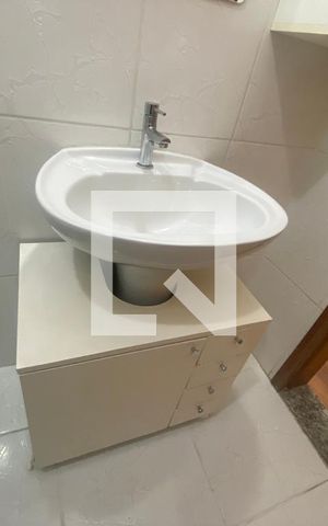 Casa à venda com 180m², 3 quartos e 4 vagasBanheiro