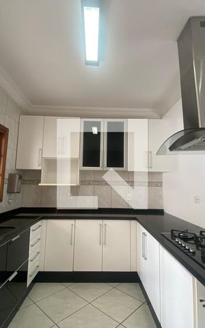 Casa à venda com 180m², 3 quartos e 4 vagasCozinha