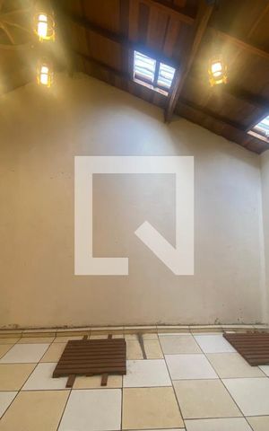 Casa à venda com 180m², 3 quartos e 4 vagasSótão