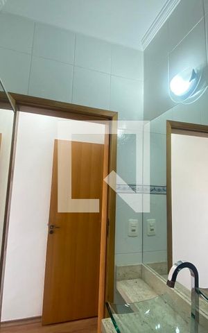 Casa à venda com 180m², 3 quartos e 4 vagasBanheiro da Suíte