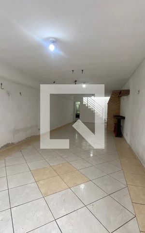 Casa à venda com 180m², 3 quartos e 4 vagasGaragem