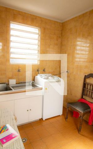 Casa à venda com 380m², 5 quartos e 2 vagasLavanderia 