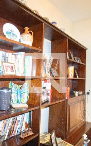 Casa à venda com 380m², 5 quartos e 2 vagasDespensa 