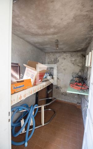 Casa à venda com 380m², 5 quartos e 2 vagasDespensa 