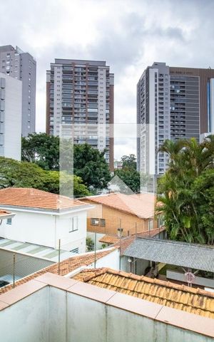 Casa à venda com 380m², 5 quartos e 2 vagasQuarto 3- vista