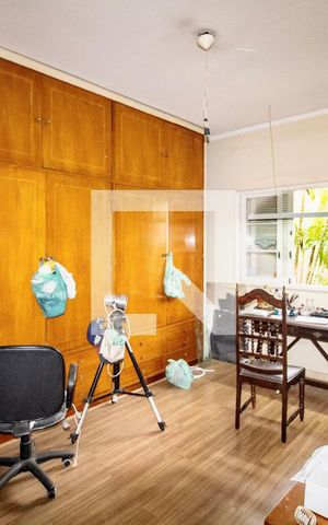 Casa à venda com 380m², 5 quartos e 2 vagasQuarto 2 