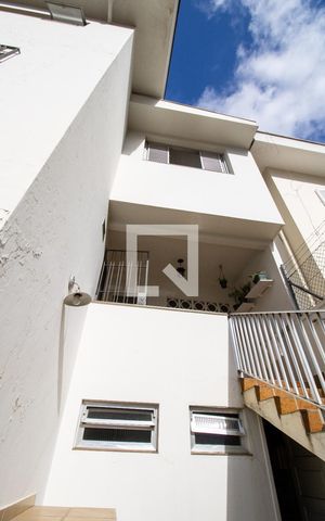 Casa à venda com 380m², 5 quartos e 2 vagasFechada interna 