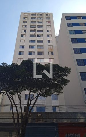 Apartamento à venda com 42m², 1 quarto e sem vaga Apartamento à venda com 42m², 1 quarto e sem vagaFachada