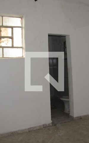 Casa à venda com 40m², 1 quarto e sem vagaQuarto