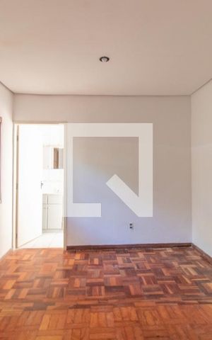 Casa à venda com 180m², 3 quartos e 5 vagas Casa à venda com 180m², 3 quartos e 5 vagasQuarto 3