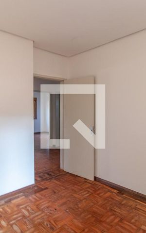 Casa à venda com 180m², 3 quartos e 5 vagas Casa à venda com 180m², 3 quartos e 5 vagasQuarto 2