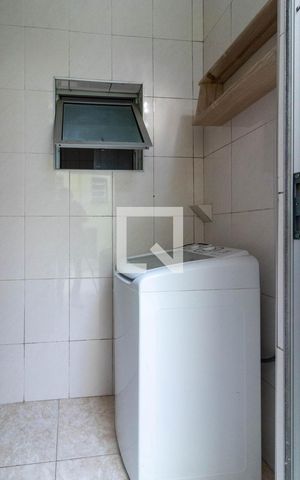 Apartamento à venda com 58m², 1 quarto e sem vaga Apartamento à venda com 58m², 1 quarto e sem vagaÁrea de Serviço