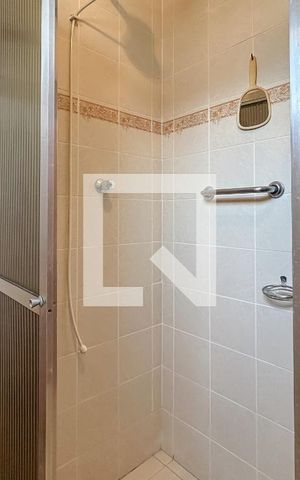 Apartamento para alugar com 65m², 3 quartos e 1 vaga Apartamento para alugar com 65m², 3 quartos e 1 vagaBanheiro 1