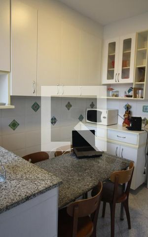 Apartamento à venda com 76m², 2 quartos e 1 vagaCozinha