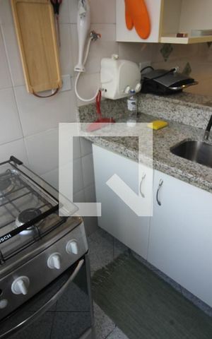 Apartamento à venda com 76m², 2 quartos e 1 vagaCozinha