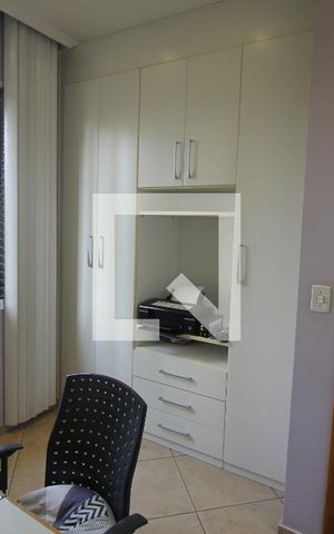Apartamento à venda com 76m², 2 quartos e 1 vagaQuarto 2