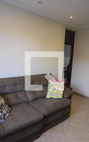 Apartamento à venda com 76m², 2 quartos e 1 vagaSala