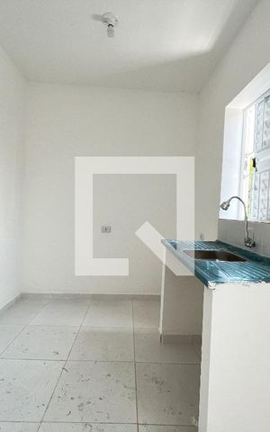 Studio para alugar com 18m², 1 quarto e sem vaga Studio para alugar com 18m², 1 quarto e sem vagaCozinha