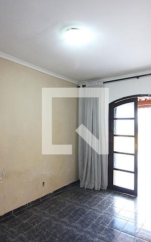 Casa à venda com 183m², 3 quartos e 2 vagasQuarto 1