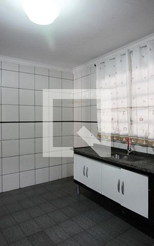 Casa à venda com 183m², 3 quartos e 2 vagasCozinha
