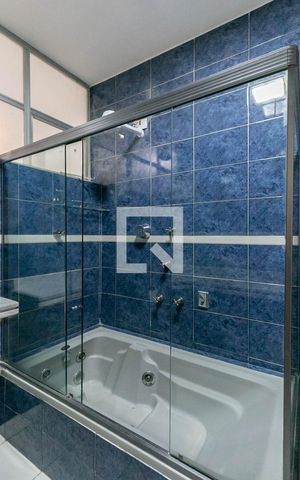 Apartamento à venda com 135m², 3 quartos e 1 vaga Apartamento à venda com 135m², 3 quartos e 1 vagaBanheiro Social
