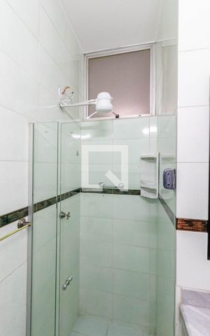Apartamento à venda com 135m², 3 quartos e 1 vaga Apartamento à venda com 135m², 3 quartos e 1 vagaBanheiro da Suíte