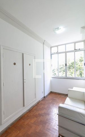 Apartamento à venda com 135m², 3 quartos e 1 vaga Apartamento à venda com 135m², 3 quartos e 1 vagaQuarto 1