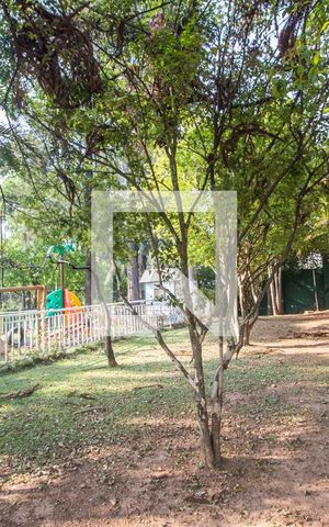Casa de condomínio à venda com 350m², 4 quartos e 5 vagasÁrea comum - Playground