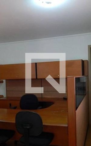 Casa à venda com 200m², 4 quartos e 2 vagas