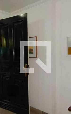 Casa à venda com 200m², 4 quartos e 2 vagas