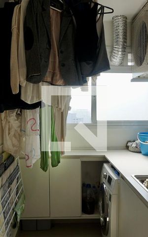 Apartamento à venda com 95m², 2 quartos e 1 vaga Apartamento à venda com 95m², 2 quartos e 1 vagaLavanderia