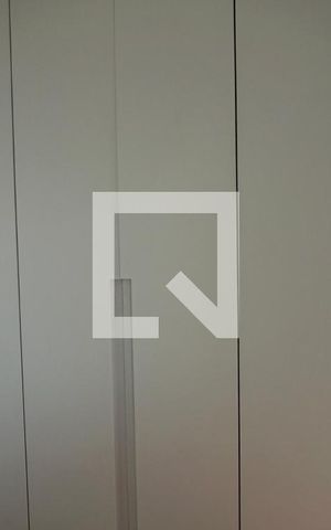 Apartamento à venda com 95m², 2 quartos e 1 vaga Apartamento à venda com 95m², 2 quartos e 1 vagaDetalhe armário suite 2