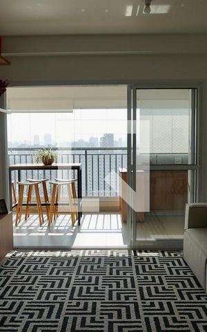 Apartamento à venda com 95m², 2 quartos e 1 vaga Apartamento à venda com 95m², 2 quartos e 1 vagaSala