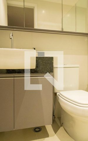 Apartamento à venda com 40m², 1 quarto e 1 vaga Apartamento à venda com 40m², 1 quarto e 1 vagaBanheiro da Suíte