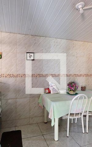 Casa à venda com 312m², 3 quartos e 3 vagasCozinha
