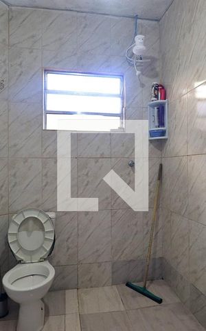 Casa à venda com 312m², 3 quartos e 3 vagasBanheiro Social