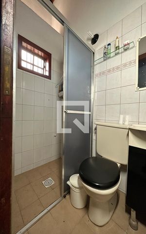 Casa à venda com 209m², 2 quartos e 2 vagasBanheiro 2