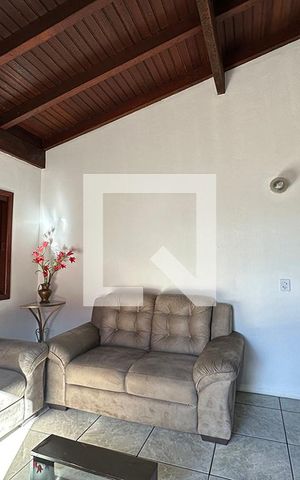 Casa à venda com 209m², 2 quartos e 2 vagasSala 