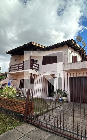 Casa à venda com 209m², 2 quartos e 2 vagasFachada