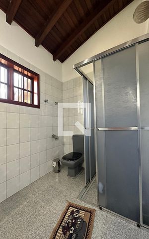 Casa à venda com 209m², 2 quartos e 2 vagasBanheiro 3
