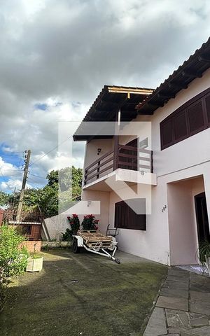 Casa à venda com 209m², 2 quartos e 2 vagasFachada
