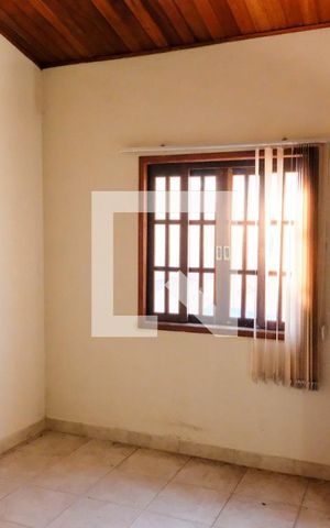Casa à venda com 420m², 5 quartos e 4 vagas Casa à venda com 420m², 5 quartos e 4 vagasEdicula