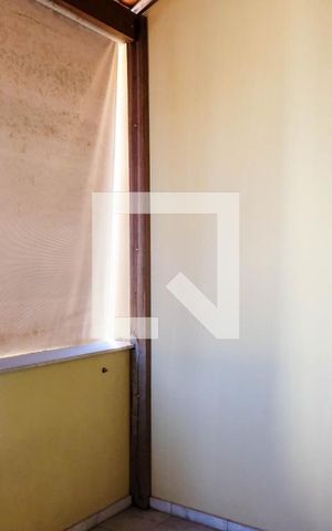 Casa à venda com 420m², 5 quartos e 4 vagas Casa à venda com 420m², 5 quartos e 4 vagasVaranda